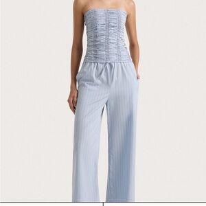 Elegant Light Blue Strapless Tub Top